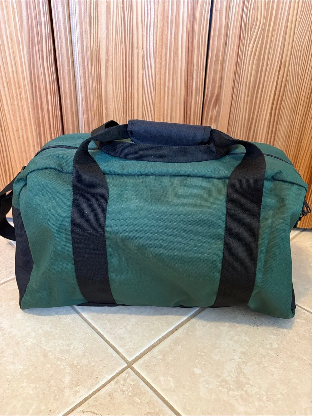 NEW OGIO Out-Performance System Spa Duffle Bag Carry-On Travel Luggage Shoulder